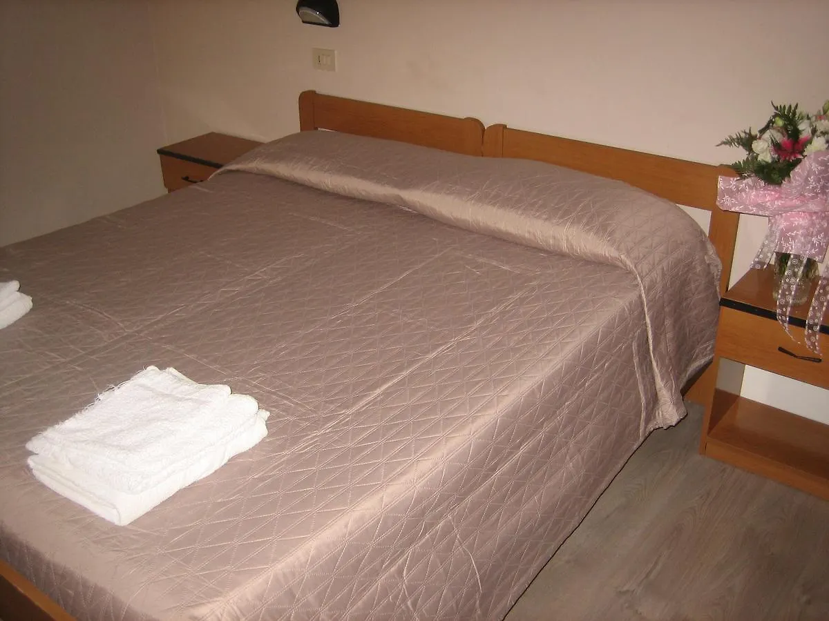 Hotel Albergo Ennia Rimini